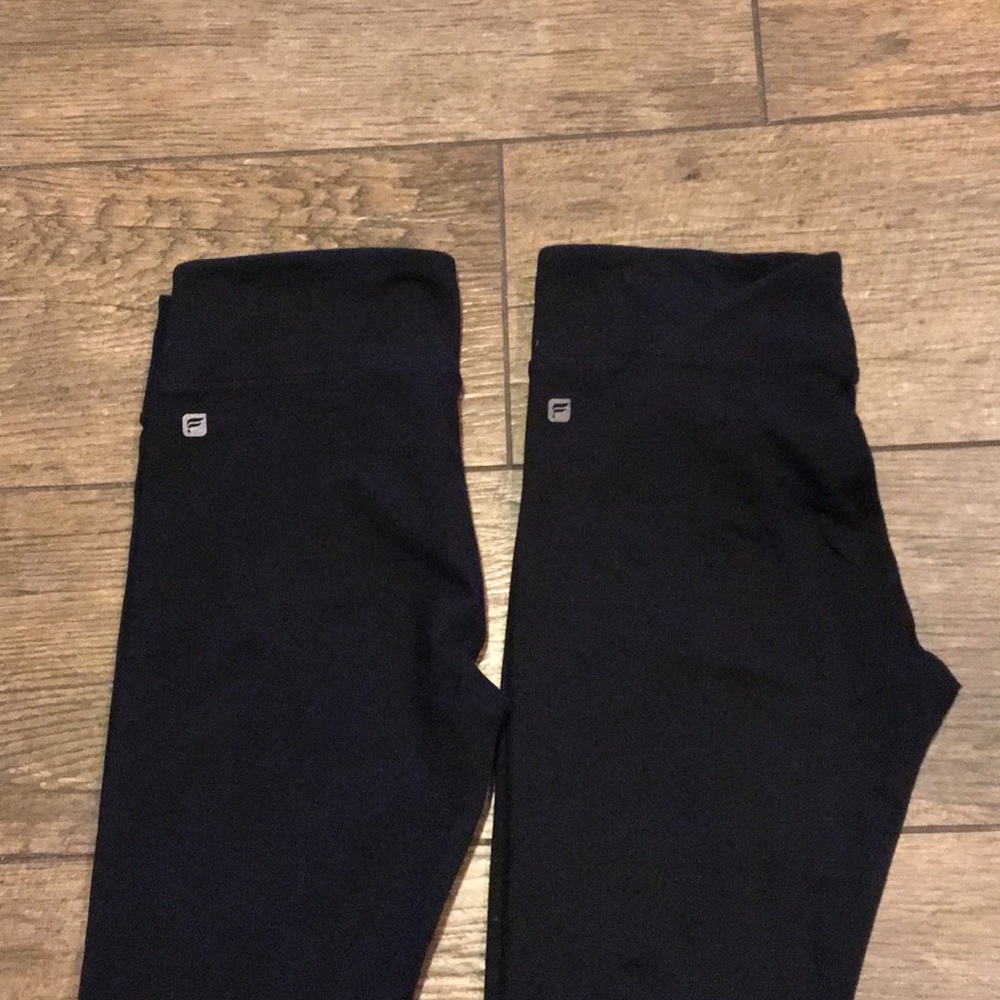 Bundle fabletics Capri - Picture 3 of 5